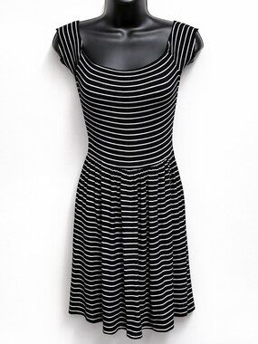 AE Black & White Striped Skater Dress Soft Knit Casual Fit Everyday Minimalist